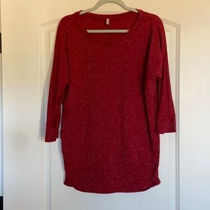 Pinkblush Maternity | Red, sparkly 3/4 sleeve top